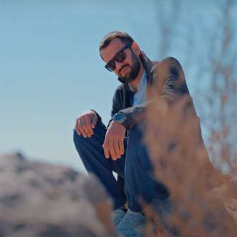 Download Music Elnur Valeh - Menim Derdim